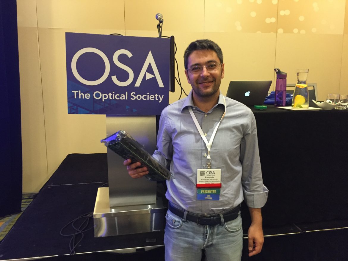 Pasquale Memmolo vince il “Best Poster Award” alla conferenza OSA’s Computational Optical Sensing and Imaging 2015