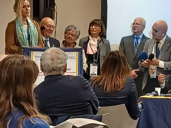 Dr. M. Mugnano winner of the Galileo Galilei Rotary International Award