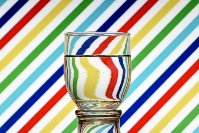 The Magic of light, playing with Refraction